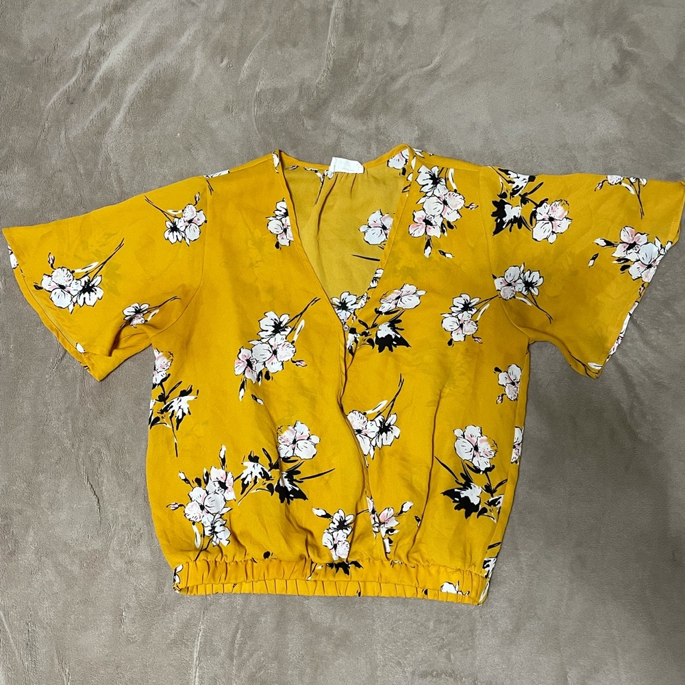 Floral yellow/ mustard top
